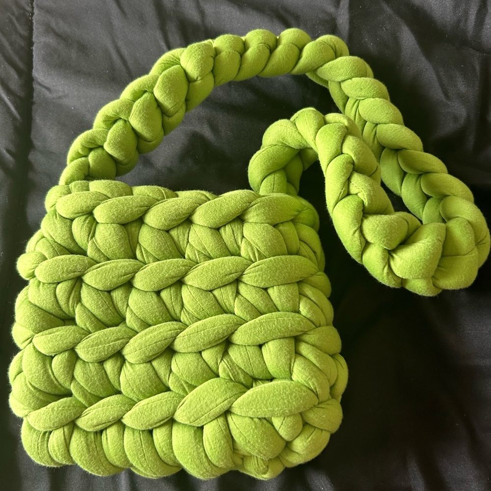 Green bag *never worn* - Picture 2 of 2
